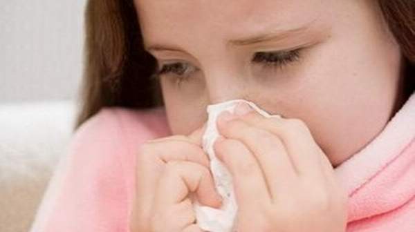 common causes of eye allergies